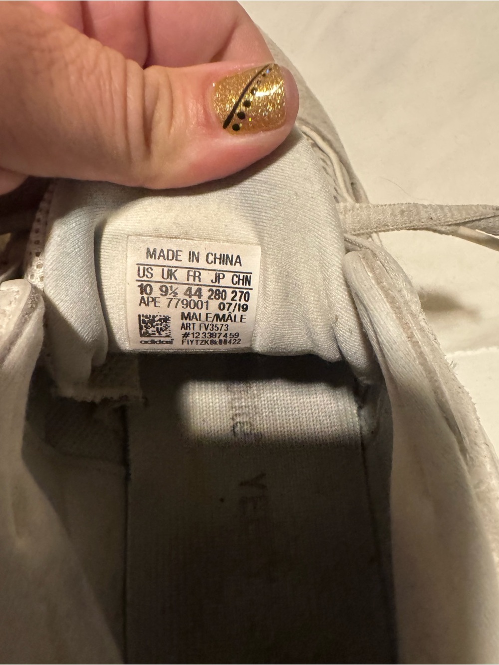 Mens Yeezy Sneakers - Picture 4 of 5